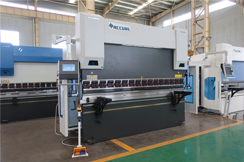 Plegadora CNC ACCURL ESA