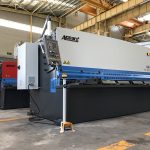 cortadora hidráulica máquina de corte de chapa de acero de 12 mm 2500 mm