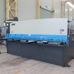 cizalla hidráulica del CNC de la máquina de corte de la guillotina para la placa de metal, cizalla del metal